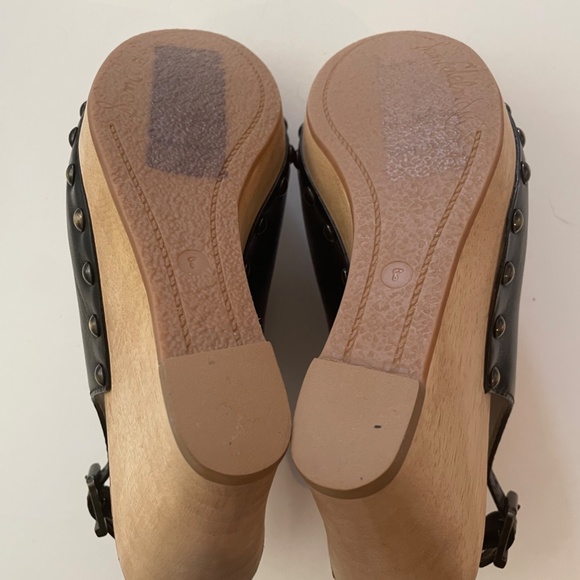 Sam Edelman "Camilla" Black leather wedge sandals - Picture 4 of 5